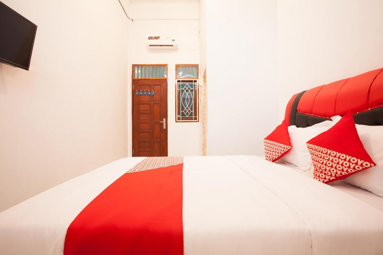 Oyo 1978 Pondok Indah Residence 메단 외부 사진